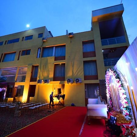 Hotel Airport Residency Bangalore Devanahalli Exterior foto